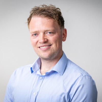 Rdn 11 08 25 Thirty 4.7 Headshots 01015